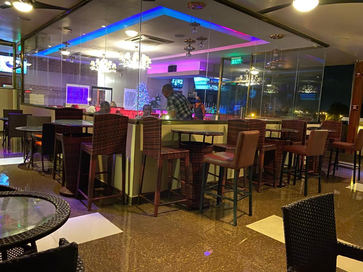 Grand Diamond Hotel Trinidad Piarco Exteriör bild