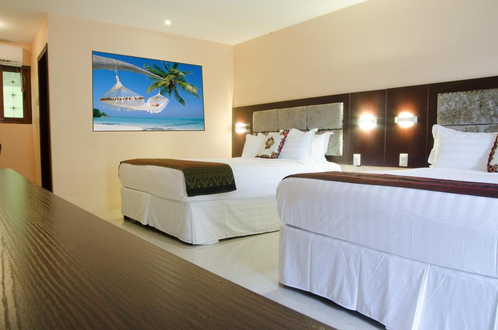 Grand Diamond Hotel Trinidad Piarco Exteriör bild