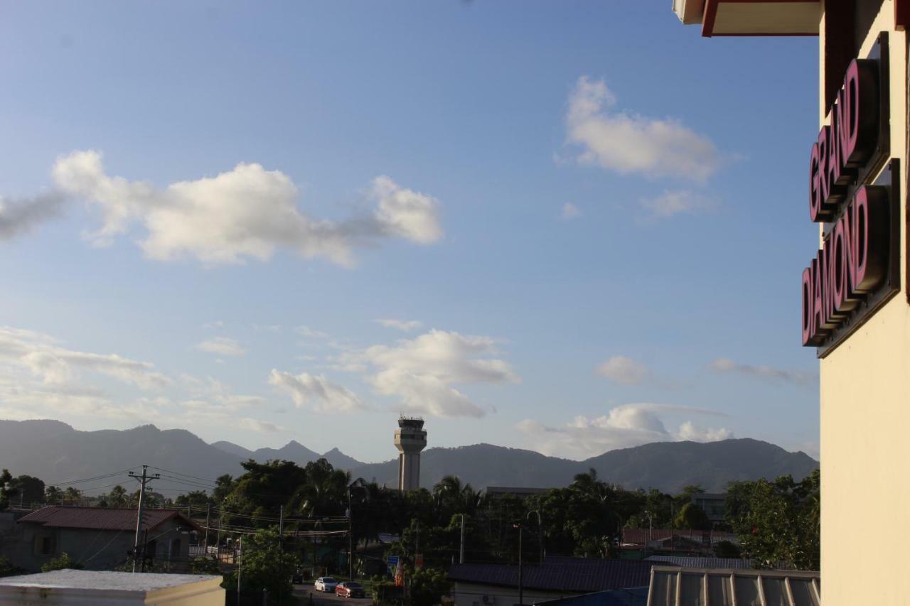 Grand Diamond Hotel Trinidad Piarco Exteriör bild
